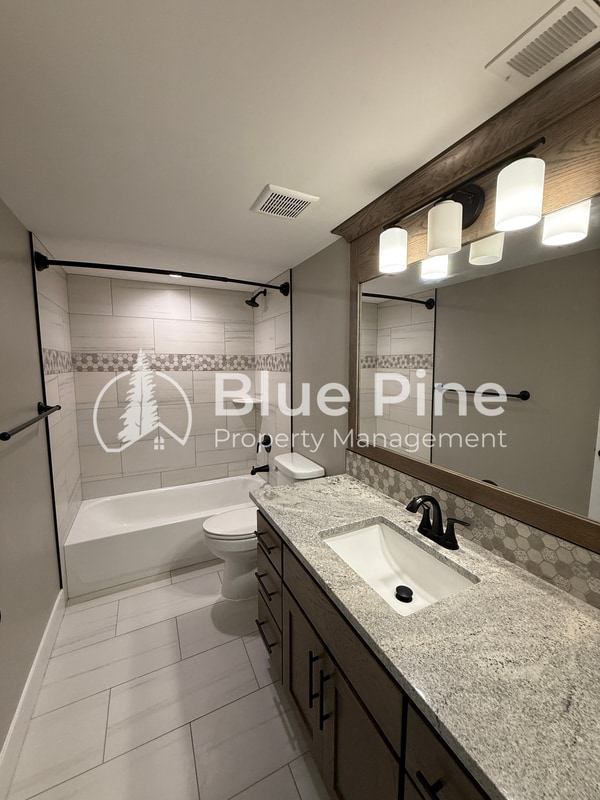 Building Photo - 3755 Harrington Rd