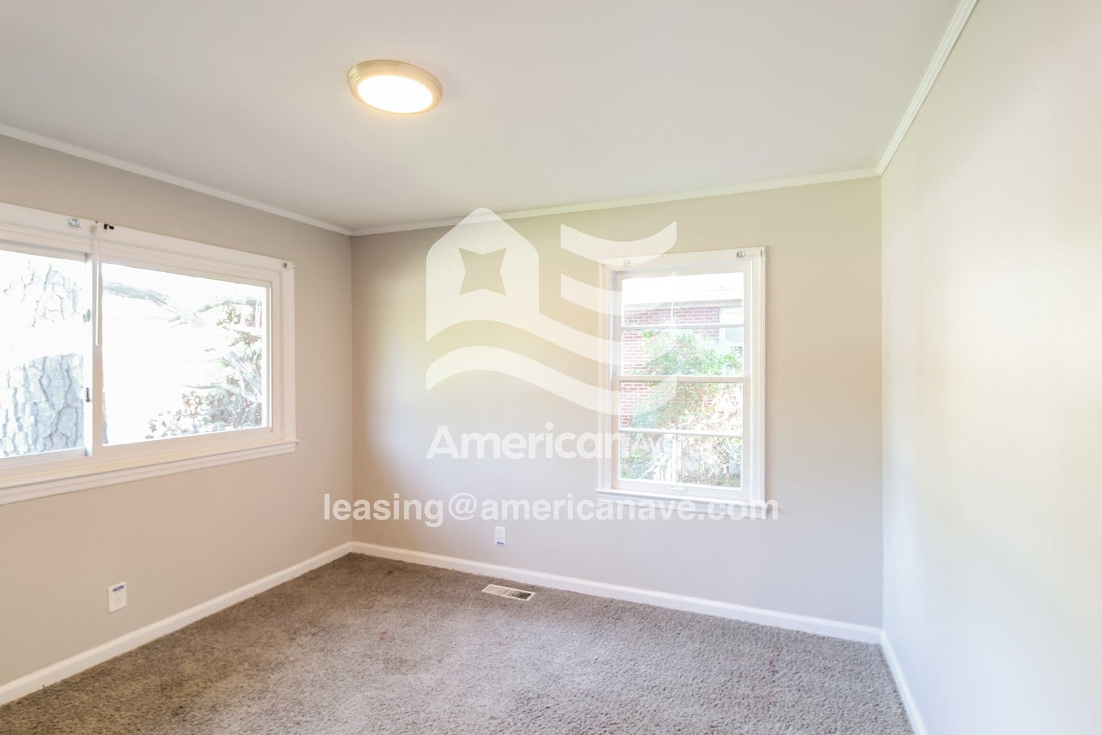 Building Photo - 4316 Summerhill Dr