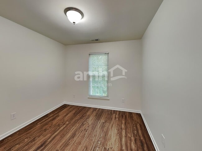 Building Photo - 10928 Harringham Ln
