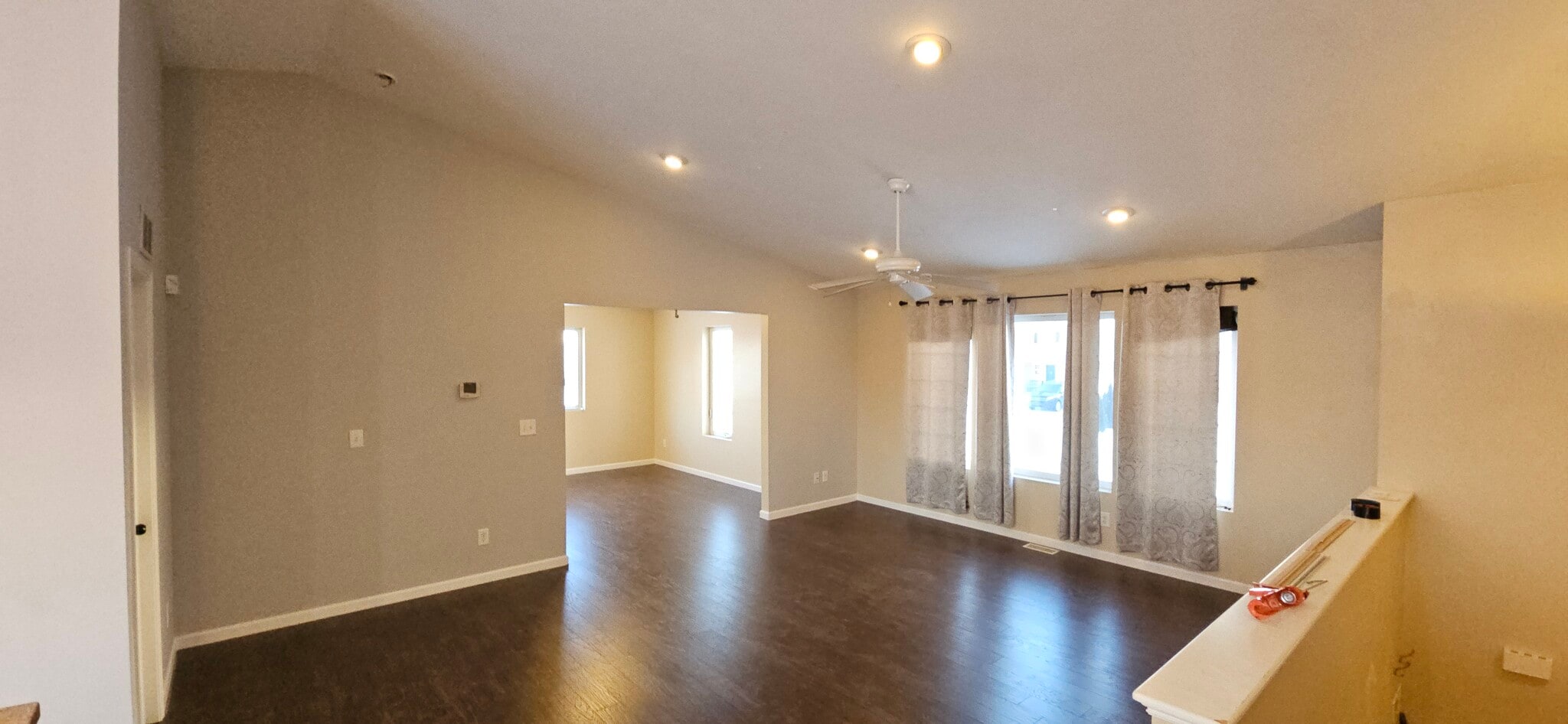 Building Photo - 6271 Greenview Dr