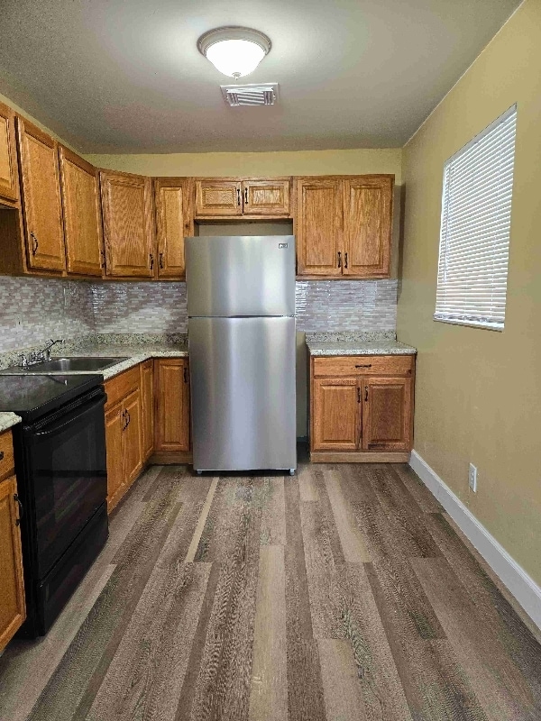 Building Photo - 716 SW 9th St