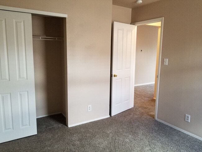Building Photo - North Hills-Rio Rancho
