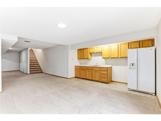 Building Photo - 5880 Christmas Lake Rd