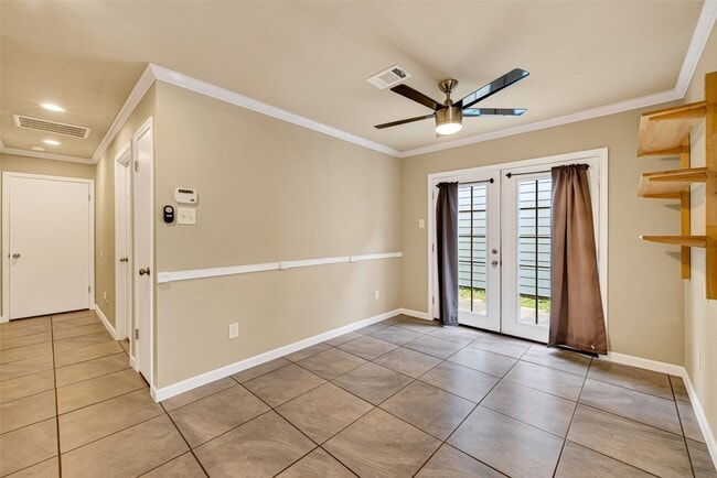 Building Photo - 10244 Bridgeland Ln