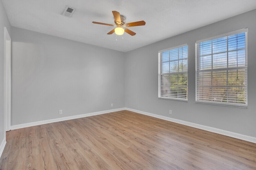 Front Bedroom - 151 N Timber Dr