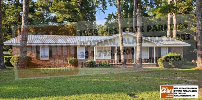 Building Photo - 1616 Randall Rd