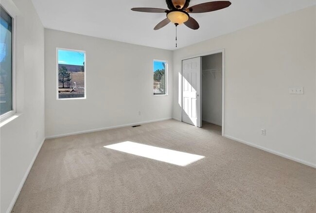 Building Photo - 2163 Shady Aspen Dr