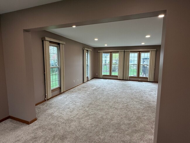 Building Photo - 5106 Turnberry Ct