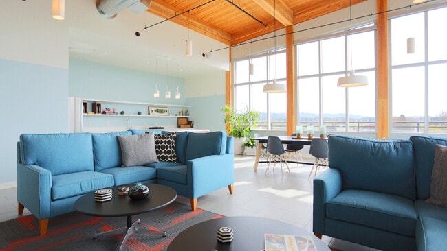 Building Photo - 4545 SW Angel Ave