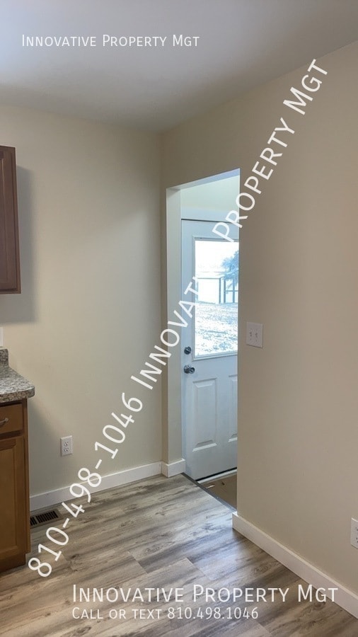 Building Photo - 10287 Reid Rd