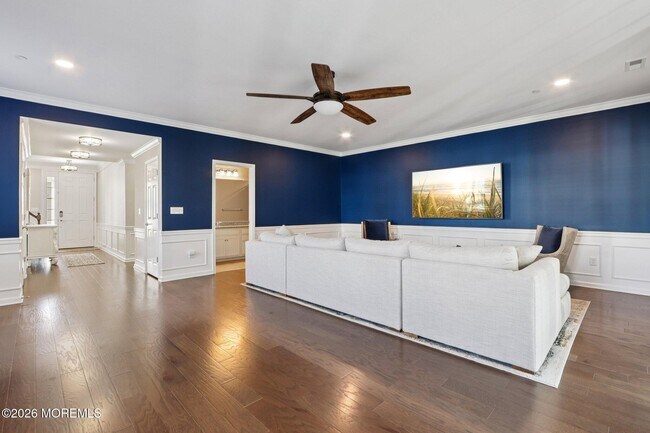 Building Photo - 13 Halfmoon Ct