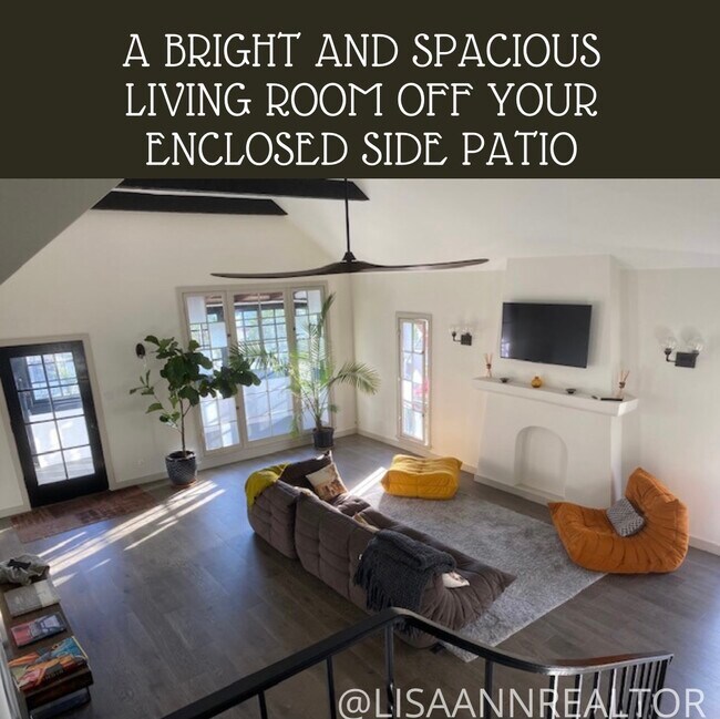 Primary Photo - 2568 N Beachwood Dr