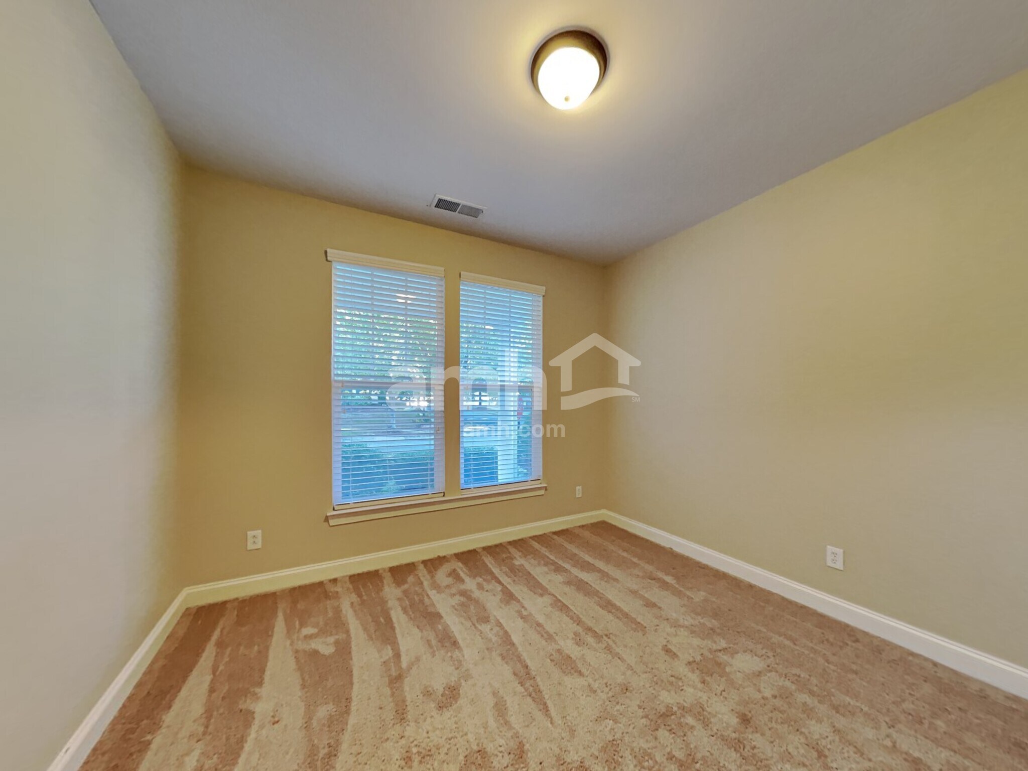 Building Photo - 15701 Seafield Ln