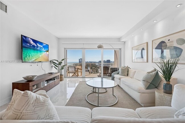 Building Photo - 1985 S Ocean Dr