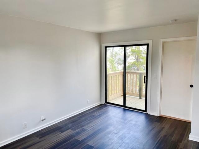 Building Photo - 1025 Plantation Dr W