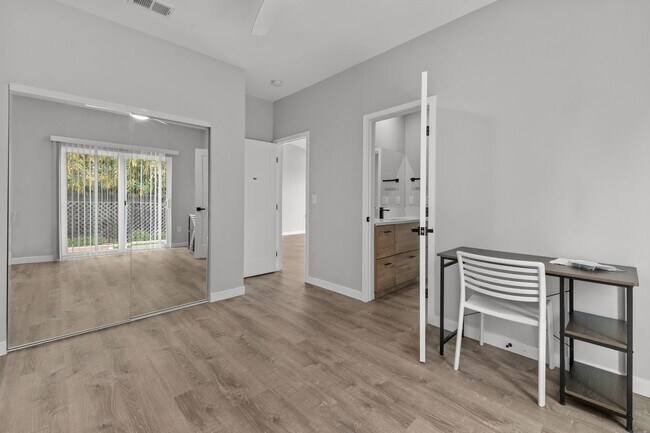 Building Photo - Overlooks SDSU!