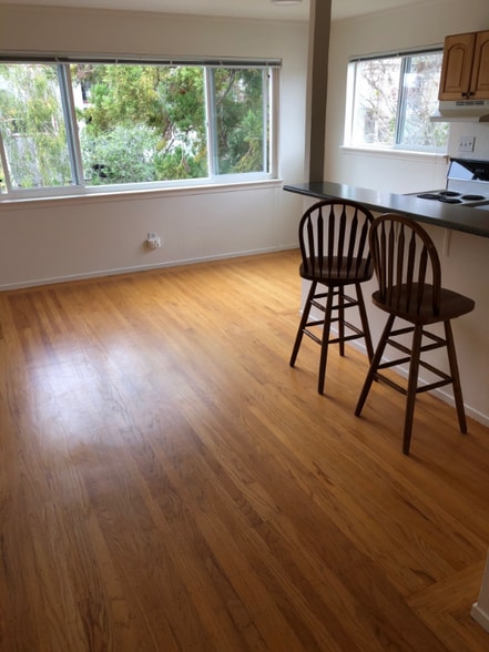 Building Photo - 2615 Stuart St