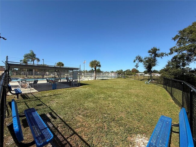 Building Photo - 9831 87th St N