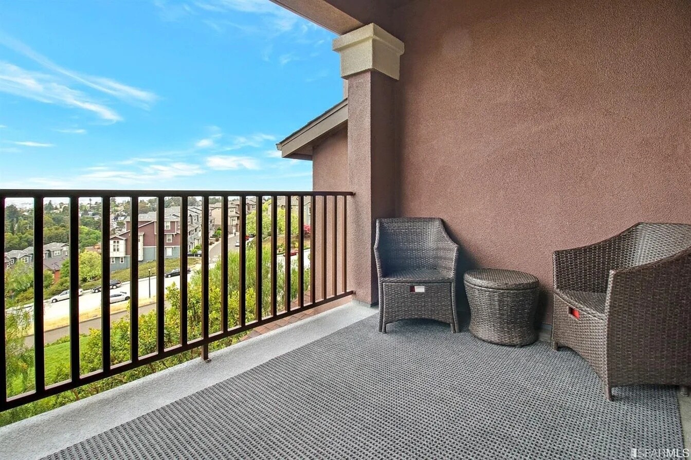 Building Photo - 6285 Rocky Point Ct