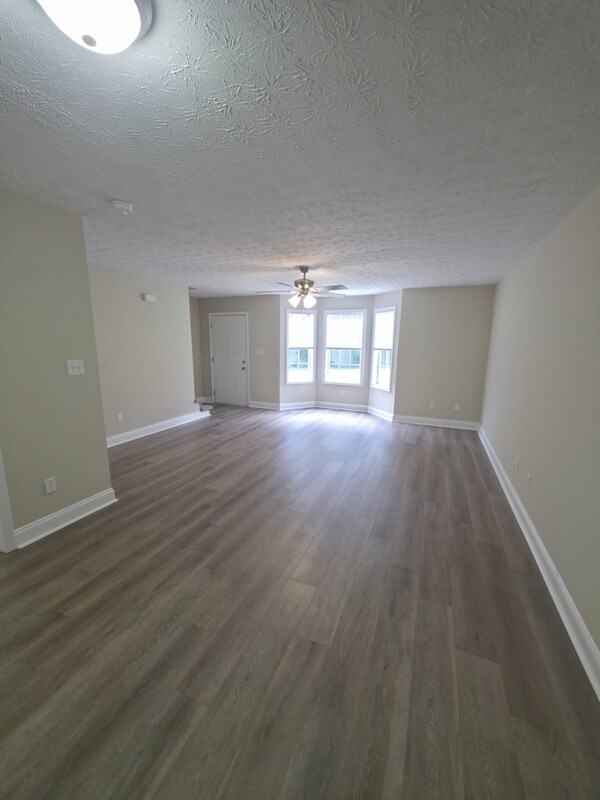 Building Photo - 155 Westchester Cir