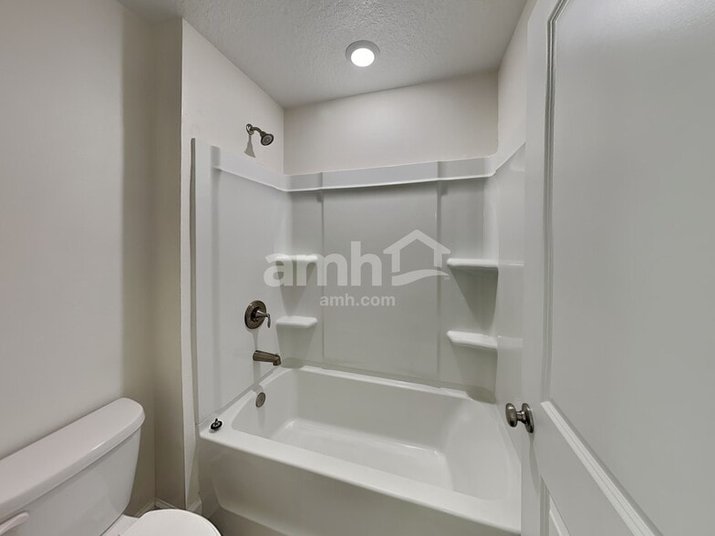 Building Photo - 4459 Reisswood Loop