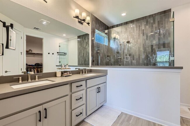 Building Photo - 1209 Brasano Pl