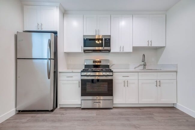 Interior Photo - Convenient Inglewood Living Near SoFi & 105 Freeway!