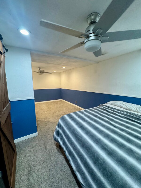 Building Photo - 12831 Brandon St