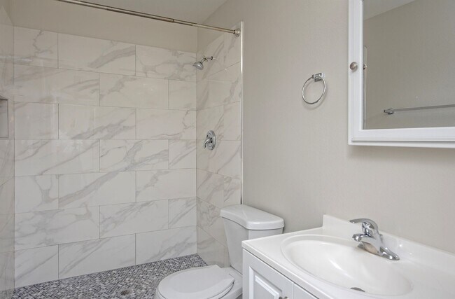 Building Photo - 6841 E Osborn Rd