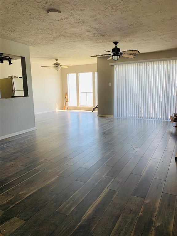 Building Photo - 500 Tiki Dr