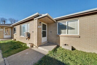 Building Photo - 1461 N Jasmine-2