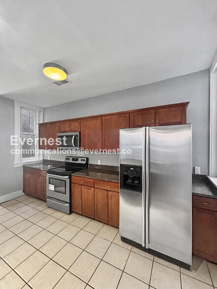 Building Photo - 2034 W Grace St