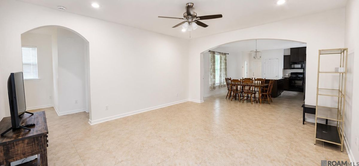 Building Photo - 1446 Granby Dr
