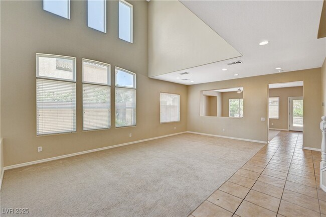 Building Photo - 2556 Sturrock Dr