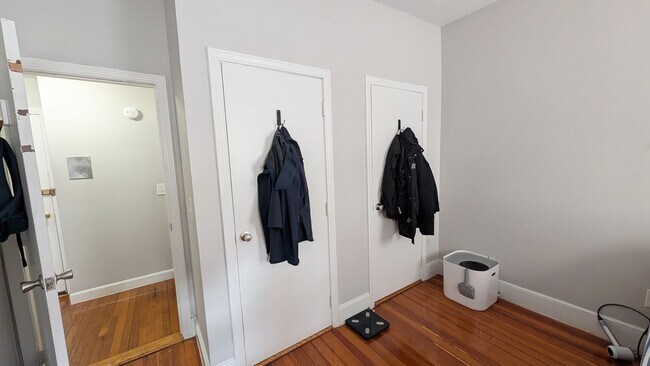 Building Photo - Modern Allston 2-bed, 1-bath Minutes from Packard's Corner