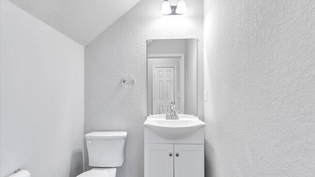 Building Photo - FREEDOM HILLS