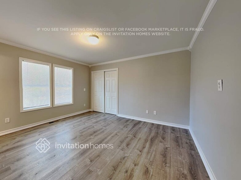 Building Photo - 524 Parnell Dr