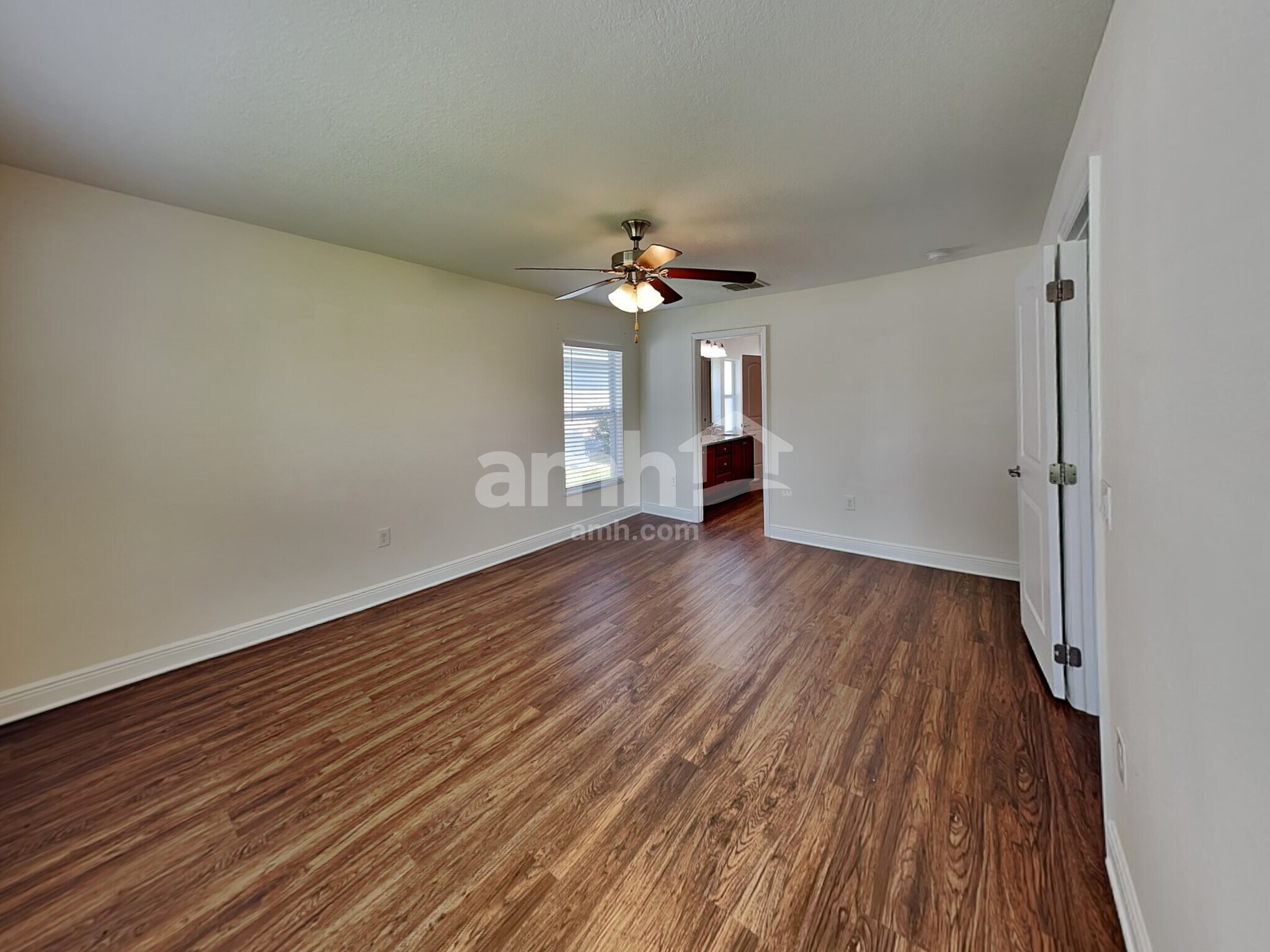 Building Photo - 2070 Big Buck Dr