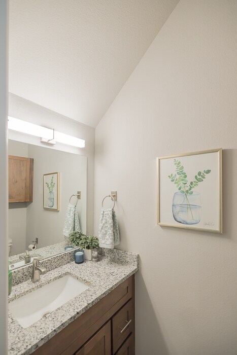 Building Photo - 3402 Redbud Ln