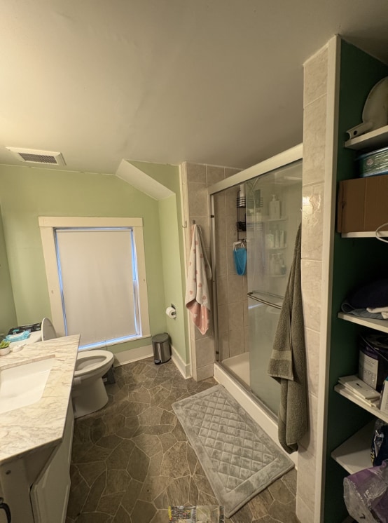 Building Photo - 11 Eames Pl