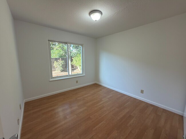 Building Photo - Spacious 3BR/2BA Single Family Home | 2-Car Garage + Great San Jose Location