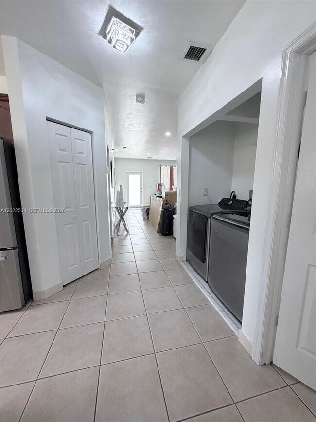 Building Photo - 1670 NW 73rd St