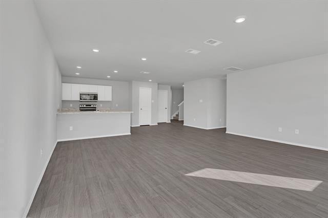 Building Photo - 135 Sienna Dr