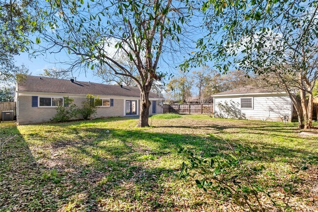 Building Photo - 11403 Braewick Dr