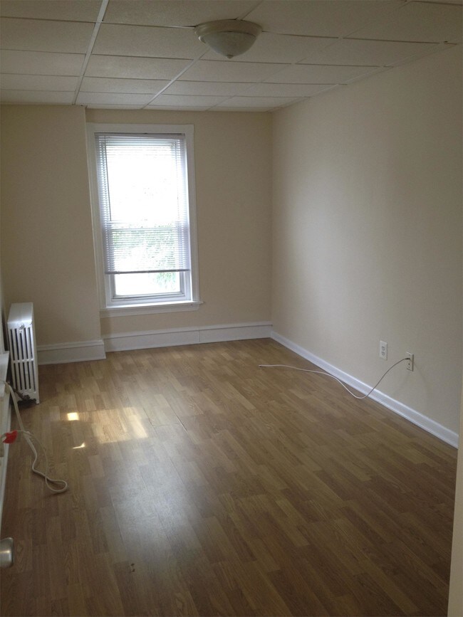 Building Photo - 4301 Fleming St