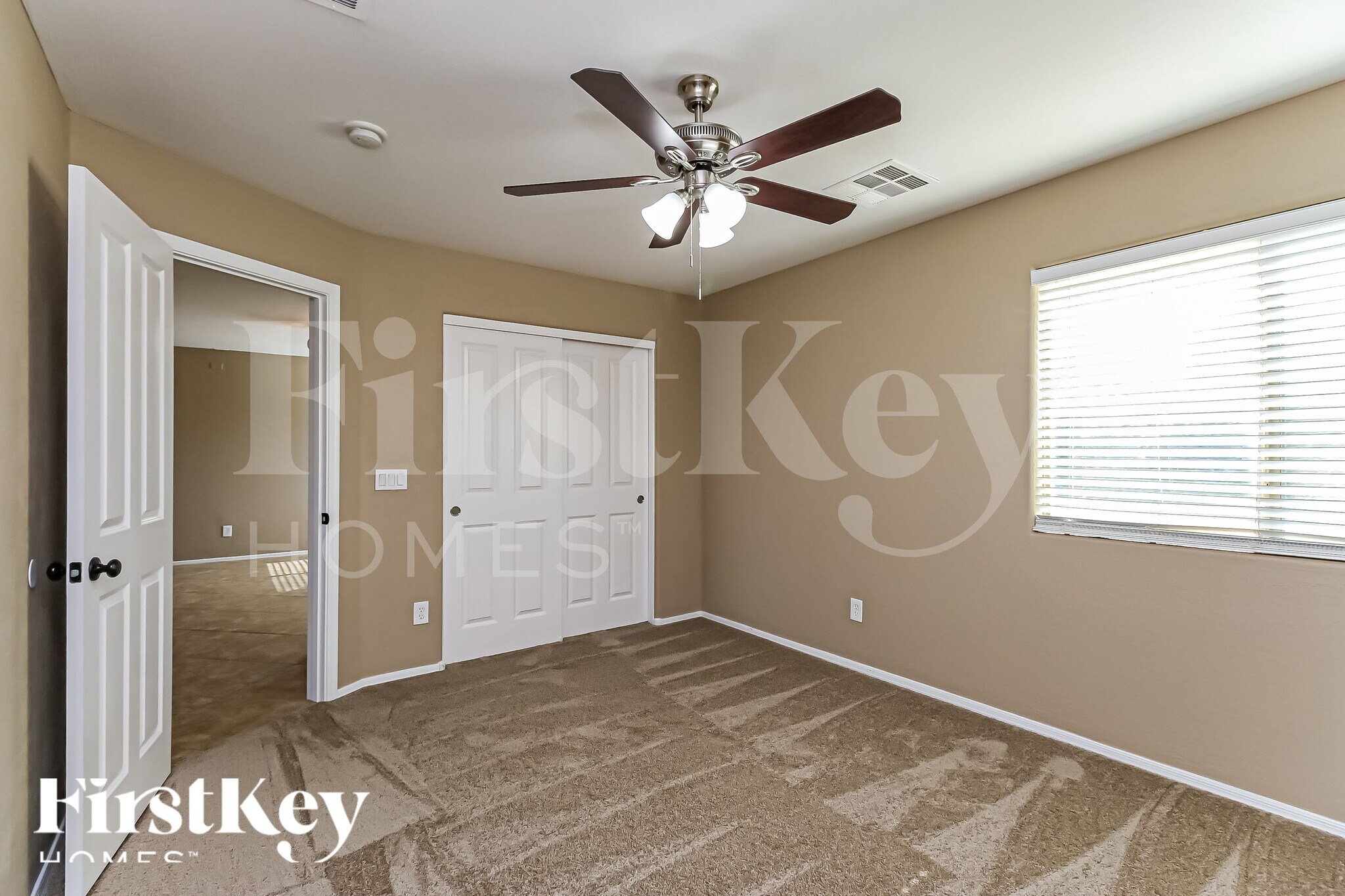 Building Photo - 2403 W Quick Draw Way