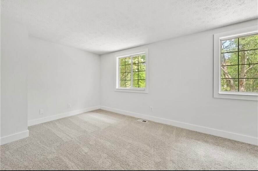 Building Photo - 1159 Saint Augustine Pl NE