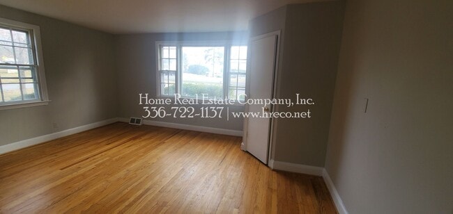 Building Photo - 2047 W Clemmonsville Rd