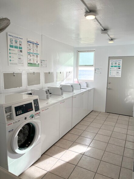 Building Photo - 84-965 Farrington Hwy