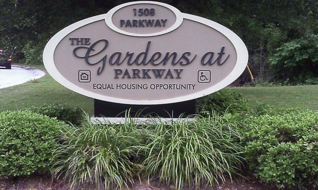 Primary Photo - Gardens at Parkway Apartments